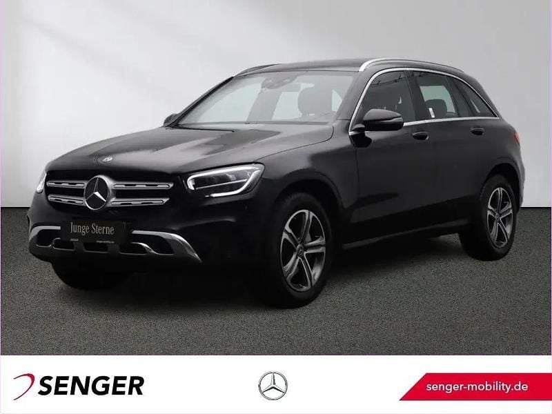 Unilack schwarz Gebraucht 2019 Mercedes GLC200 SUV | 33.440 € (Fairer Preis) - Bild 1/1