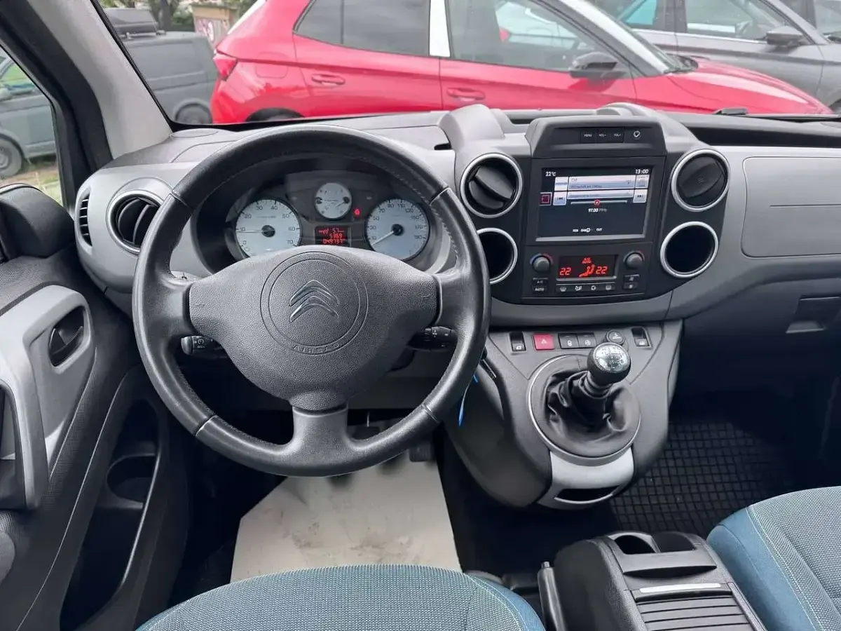 Gebraucht Citroën Berlingo PureTech 110 PS (80 kW) 2018 Grau Van / Kleinbus