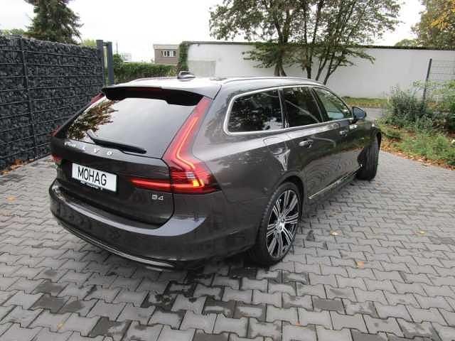 Gebraucht Volvo V90 145 PS (106 kW) 2023 Kombi