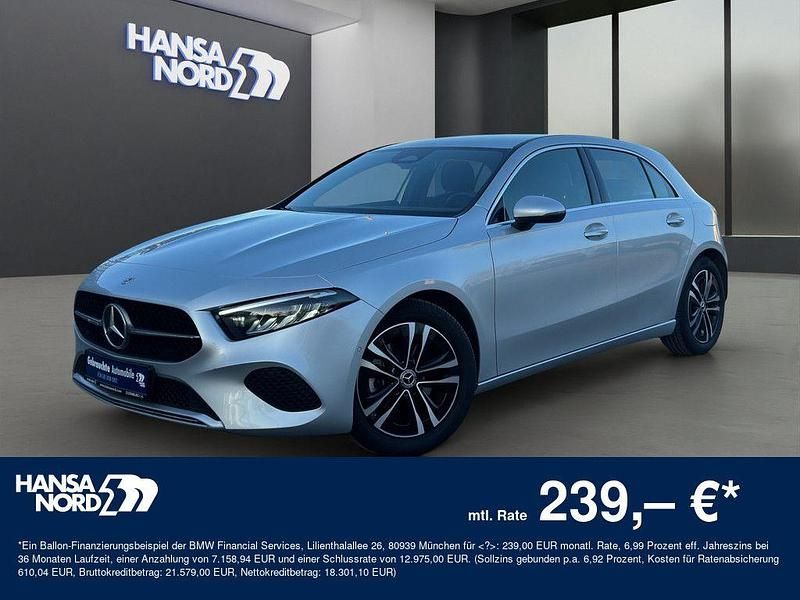 Gebraucht Mercedes A180 Progressive 150 PS (110 kW) 2023 Silber Limousine