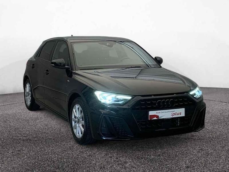 Gebraucht Audi A1 Sportback S-Line 116 PS (85 kW) 2025 Mythosschwarz metallic Kleinwagen
