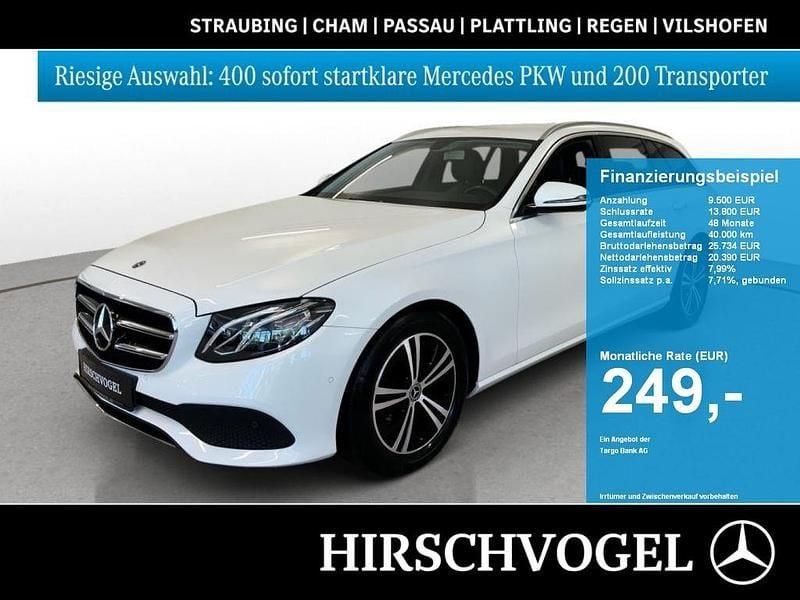 Weiß Gebraucht 2020 Mercedes E200 Avantgarde Limousine | 27.360 € (Guter Preis) - Bild 1/4