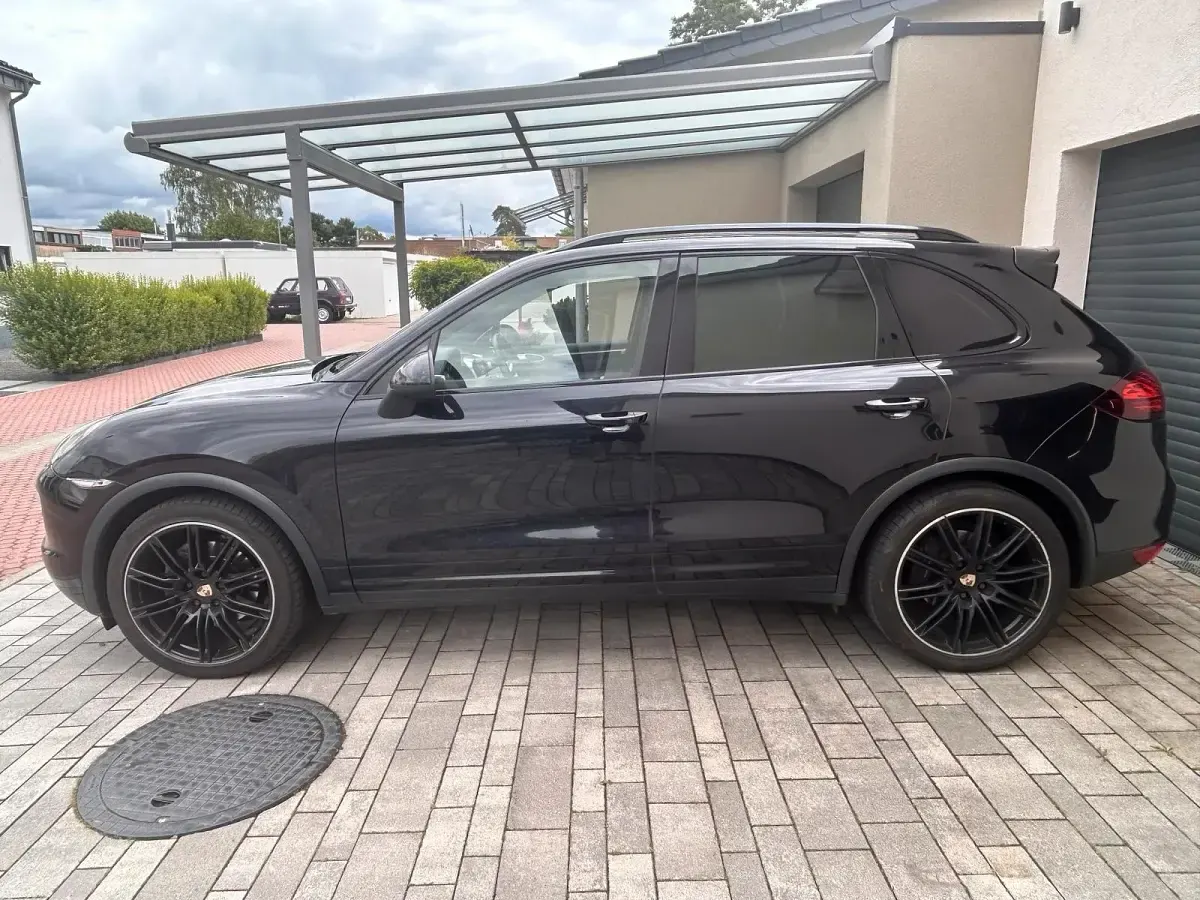 Gebraucht Porsche Cayenne Black Edition 245 PS (180 kW) 2012 Schwarz SUV