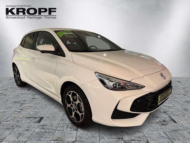 Gebraucht MG MG3 Luxury 194 PS (142 kW) 2024 Dover white Kleinwagen