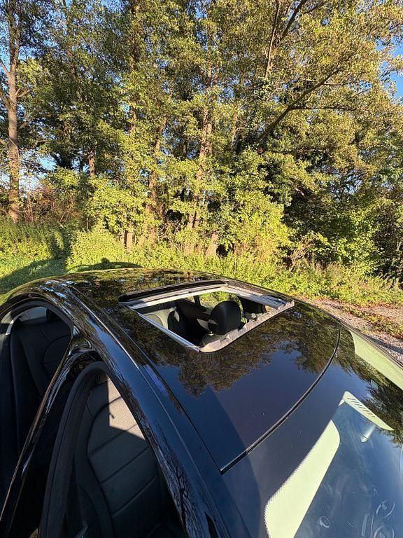 Gebraucht Mercedes C180 156 PS (114 kW) 2015 Schwarz Limousine