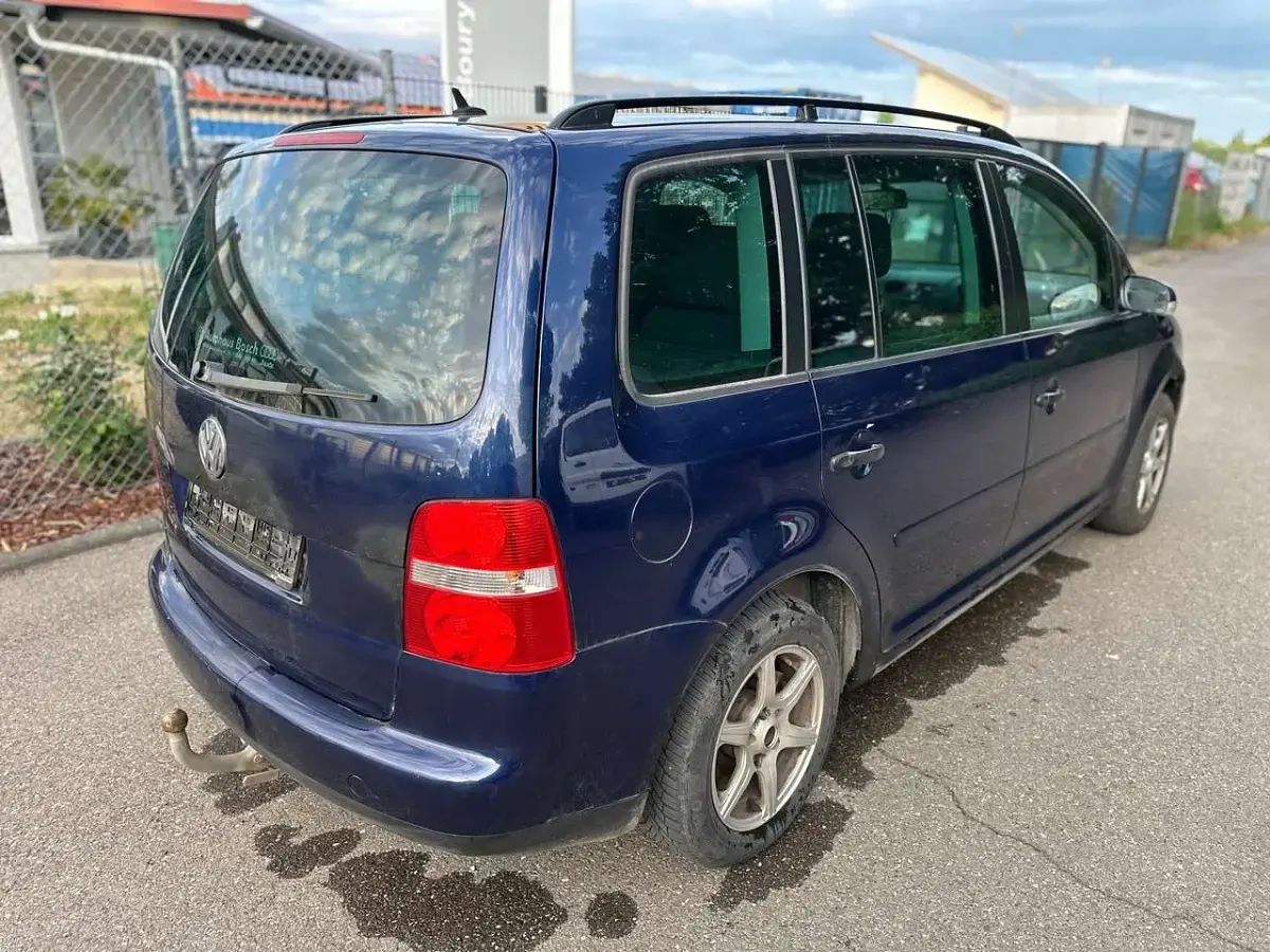 Gebraucht VW Touran Conceptline 105 PS (77 kW) 2005 Indigoblau perleffekt Van / Kleinbus