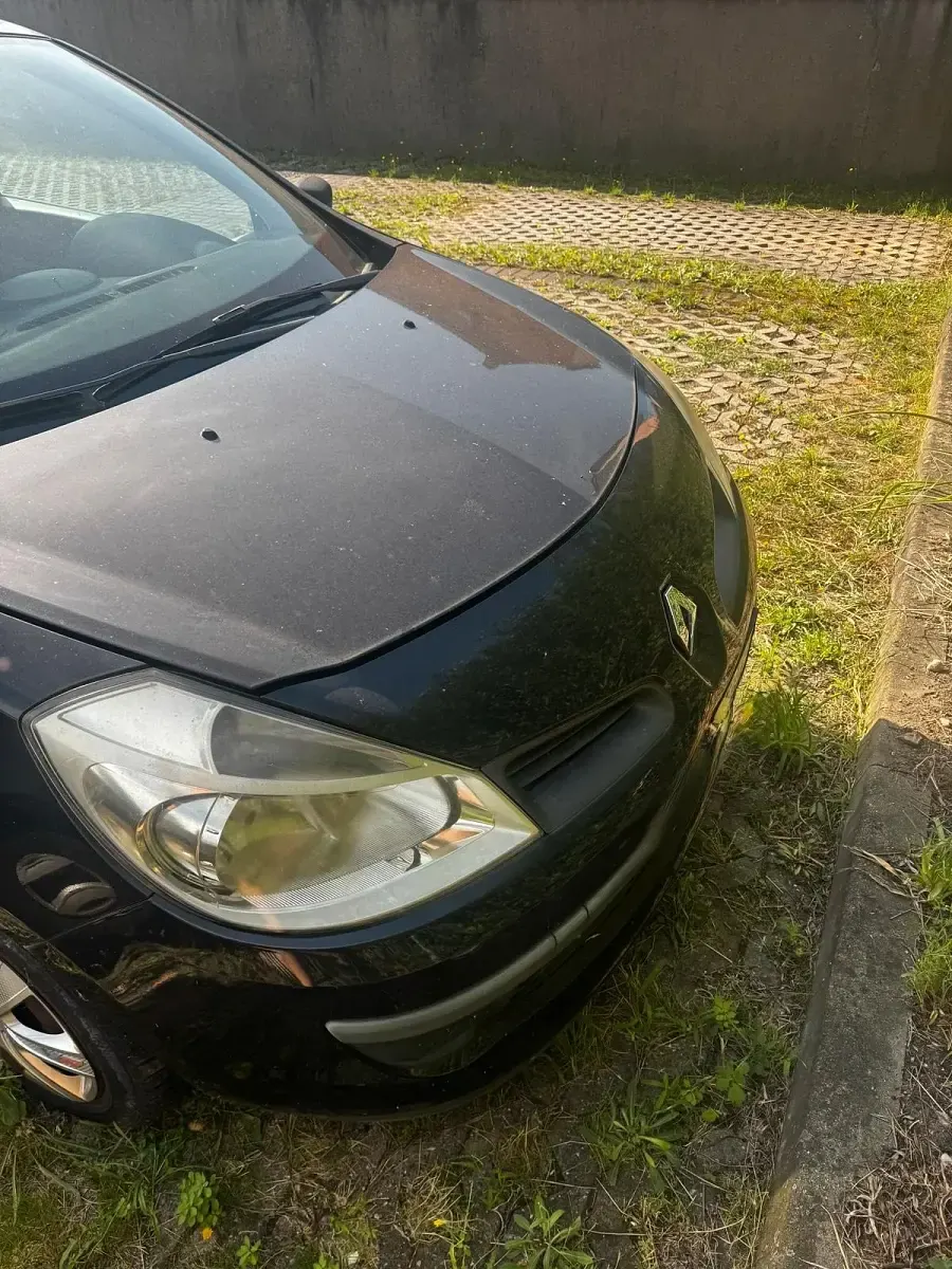 Gebraucht Renault Clio 75 PS (55 kW) 2006 Schwarz Kleinwagen
