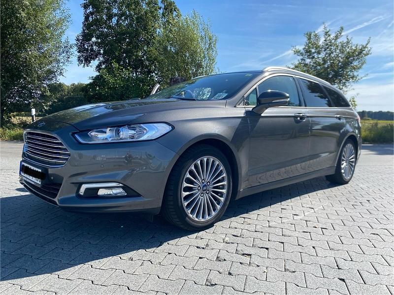 Grau Gebraucht 2017 Ford Mondeo Kombi | 12.250 € (Fairer Preis) - Bild 1/4