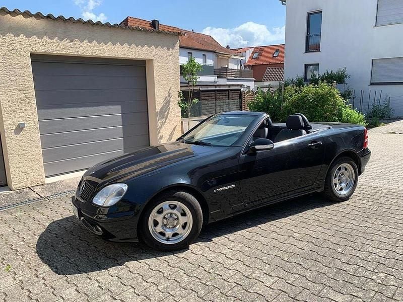 Schwarz Gebraucht 2001 Mercedes SLK200 Cabrio | 3.400 € (Superpreis) - Bild 1/4