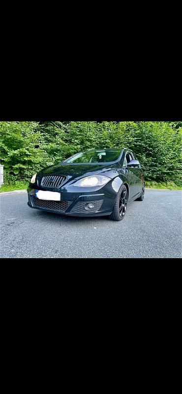 Gebraucht Seat Altea XL 105 PS (77 kW) 2012 Schwarz Van / Kleinbus