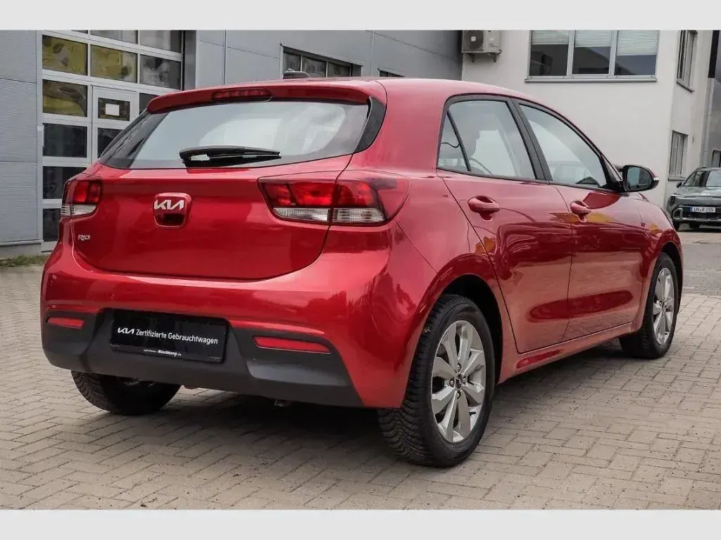 Gebraucht Kia Rio Vision 101 PS (74 kW) 2022 Rot Kleinwagen