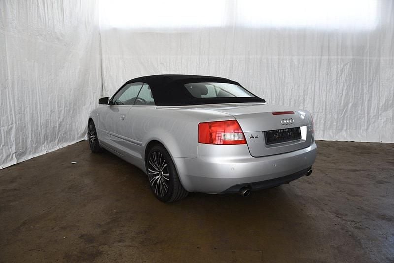 Gebraucht Audi A4 Cabriolet 163 PS (119 kW) 2005 Grau Cabrio