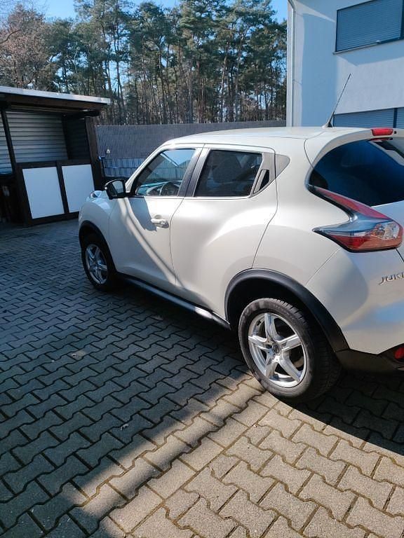 Gebraucht Nissan Juke Acenta 116 PS (85 kW) 2015 Weiß SUV