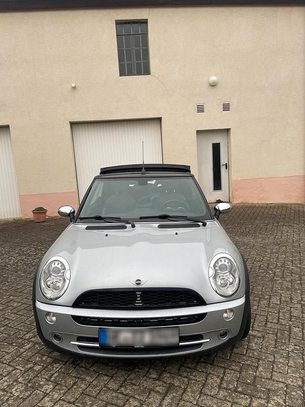 Second-hand Mini Cooper Cabriolet 116 CP (85 kW) 2007 Argintiu Cabrio