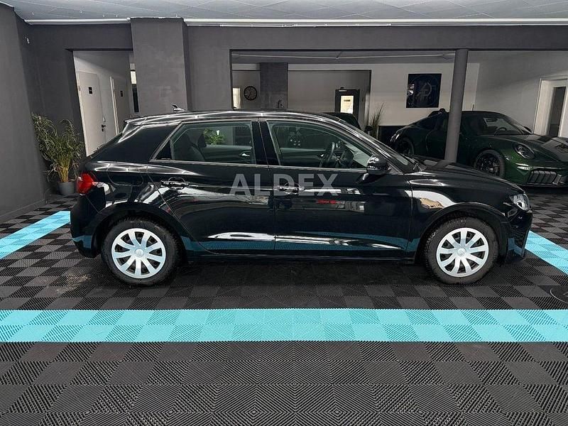 Gebraucht Audi A1 Ambiente 110 PS (80 kW) 2023 Schwarz Limousine