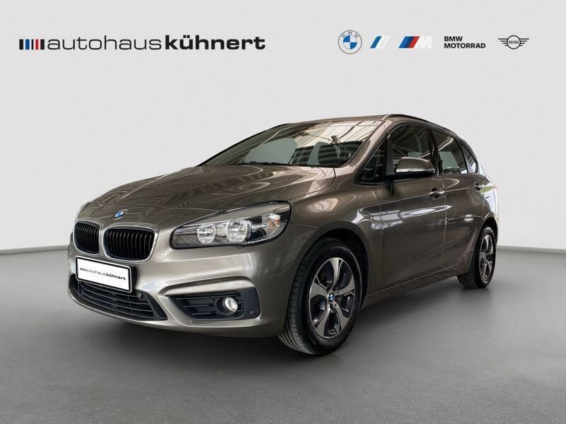 Silber Gebraucht 2015 BMW 220 Active Tourer Van / Kleinbus | 9.950 € (Superpreis) - Bild 1/4