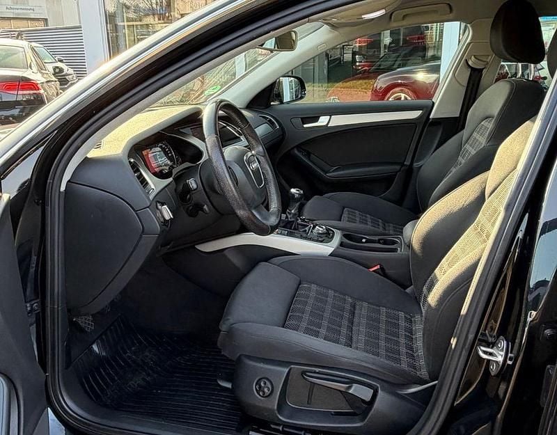 Gebraucht Audi A4 Ambition 143 PS (105 kW) 2011 Schwarz Kombi