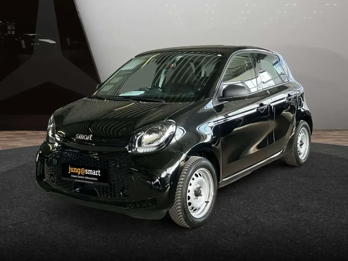 Gebraucht Smart ForFour Electric Drive 60 kW (82 PS) 2022 Schwarz Limousine