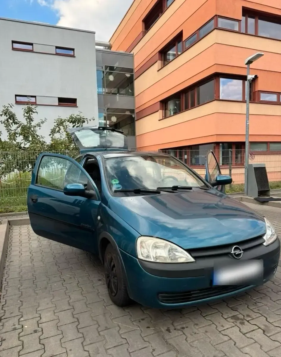 Gebraucht Opel Corsa 75 PS (55 kW) 2001 Kleinwagen