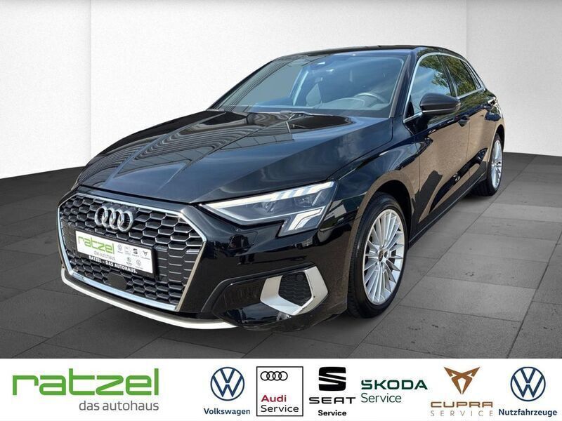 Schwarz Gebraucht 2022 Audi A3 Sportback Advanced Limousine | 22.889 € (Guter Preis) - Bild 1/4
