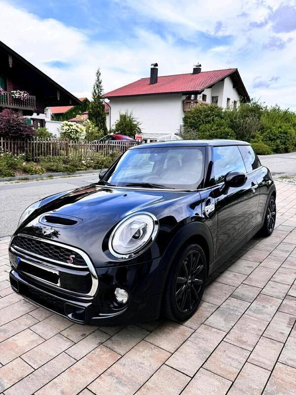 Schwarz Gebraucht 2016 Mini Cooper S Coupé Coupé | 16.000 € - Bild 1/4