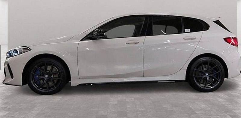 Gebraucht BMW M135 Comfort Edition 306 PS (225 kW) 2020 Weiß Kleinwagen