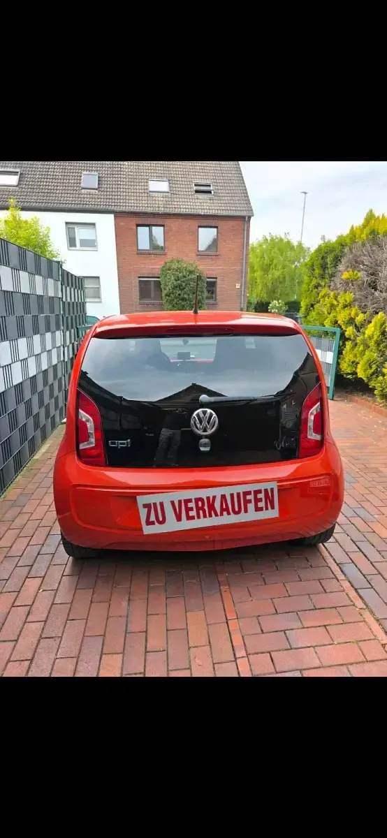 Używany VW up! 75 KM (55 kW) 2014 Pomarańczowy Hatchback