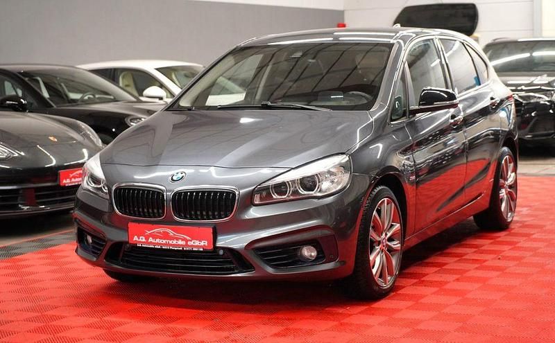 Gebraucht BMW 220 Active Tourer Sport Line 192 PS (141 kW) 2016 Grau Van / Kleinbus