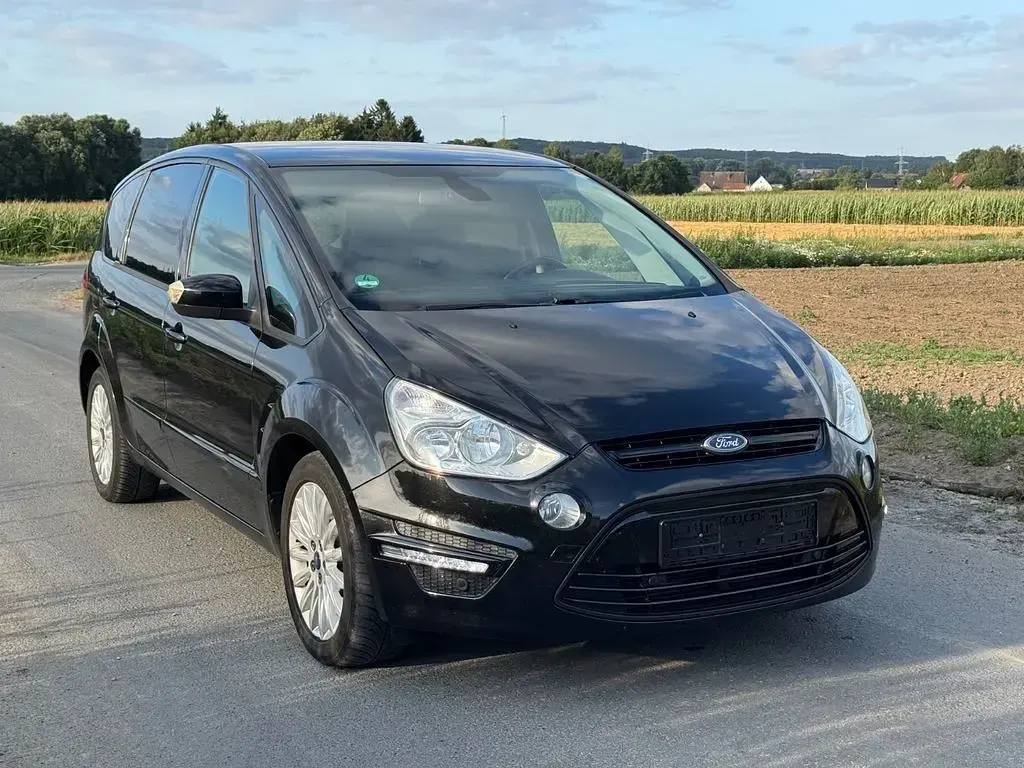Gebraucht Ford S-MAX Trend 140 PS (102 kW) 2015 Schwarz Van / Kleinbus