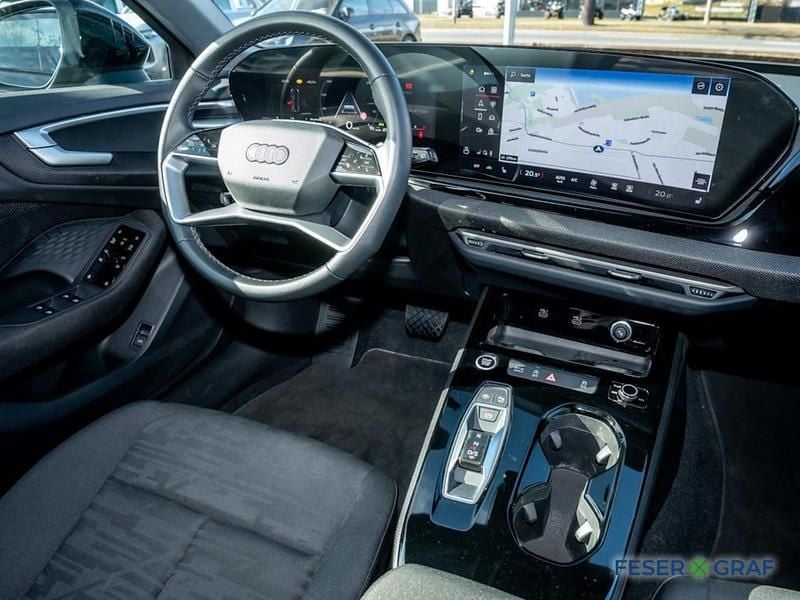Second-hand Audi A5 S-Line 150 CP (110 kW) 2025 Negru Break