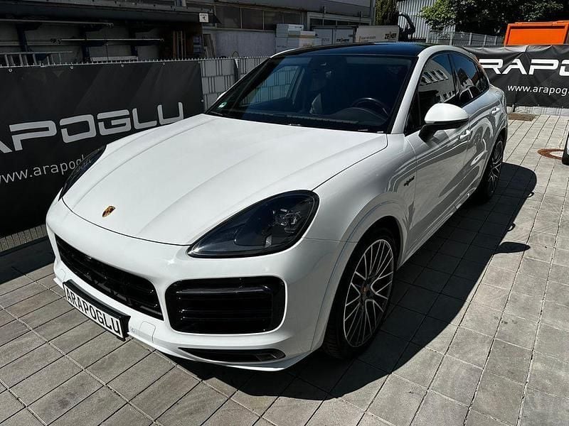 Gebraucht Porsche Cayenne Coupe 462 PS (339 kW) 2022 Weiß Coupé