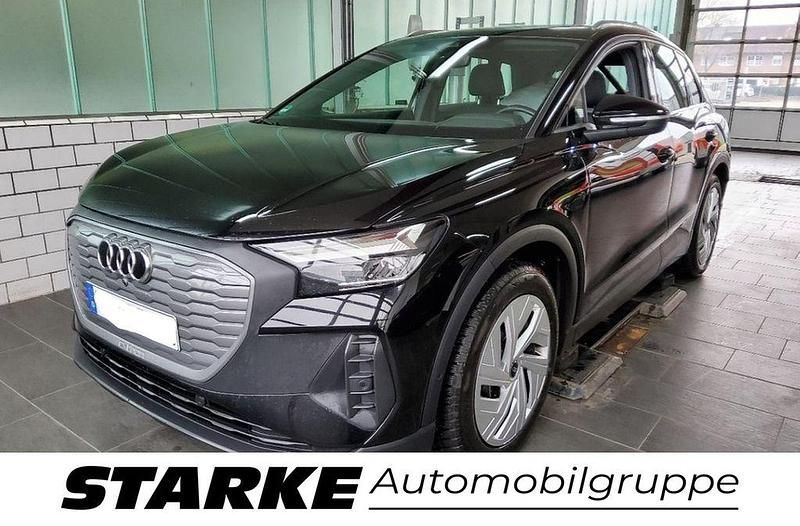 Gebraucht Audi Q4 e-tron Comfort 150 kW (204 PS) 2023 Schwarz (mythosschwarz metallic) SUV