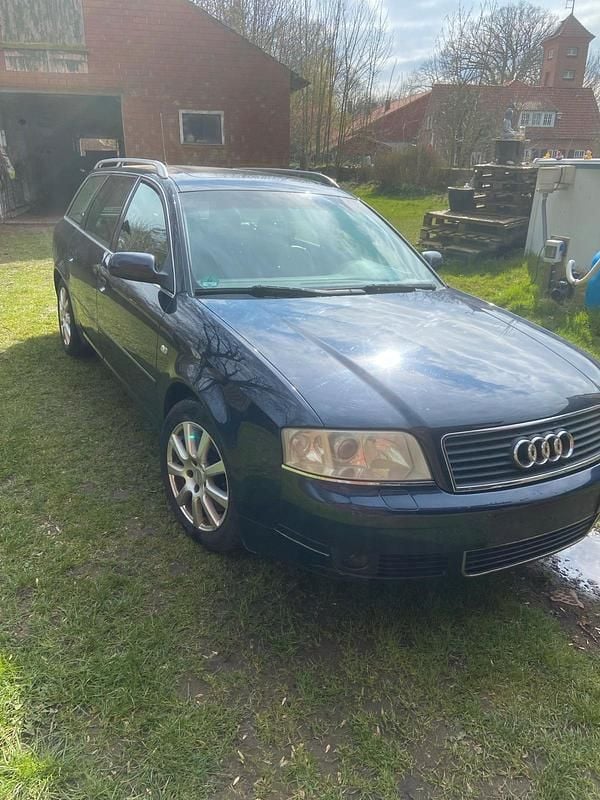 Gebraucht Audi A6 179 PS (131 kW) 2004 Blau Kombi