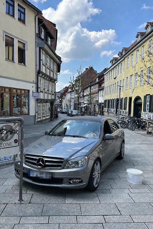 Gebraucht Mercedes C250 204 PS (150 kW) 2009 Limousine