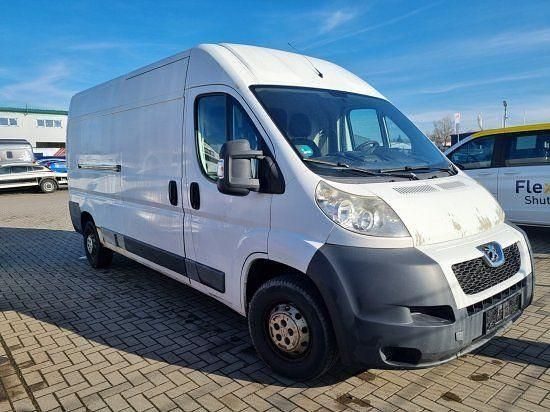 Gebraucht Peugeot Boxer 131 PS (96 kW) 2012 Weiß Van