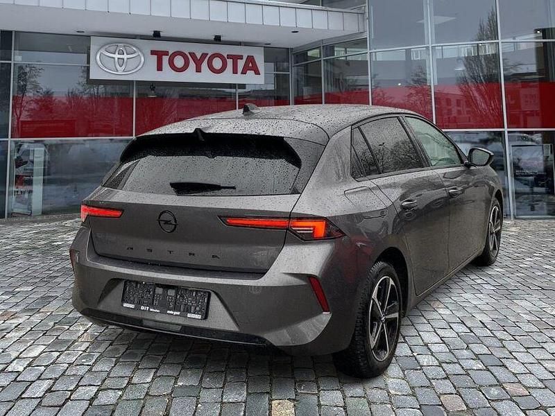 Gebraucht Opel Astra 131 PS (96 kW) 2025 Grau Limousine