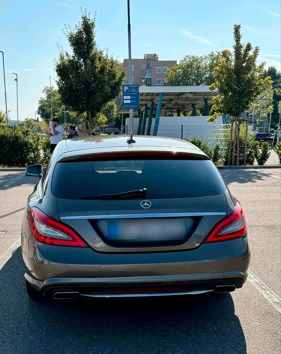 Gebraucht Mercedes CLS250 204 PS (150 kW) 2013 Andere farben Coupé