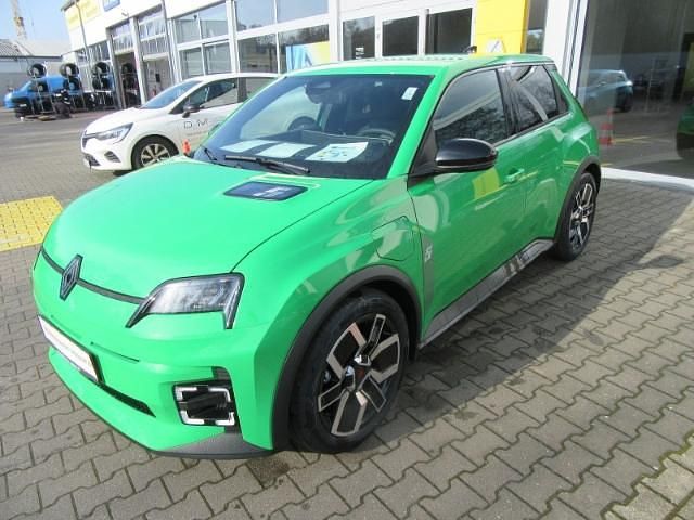 Neu Renault 5 E-Tech Urban 89 kW (122 PS) 2026 Gruen Kleinwagen