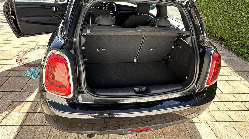 Second-hand Mini ONE 102 CP (75 kW) 2018 Negru Hatchback