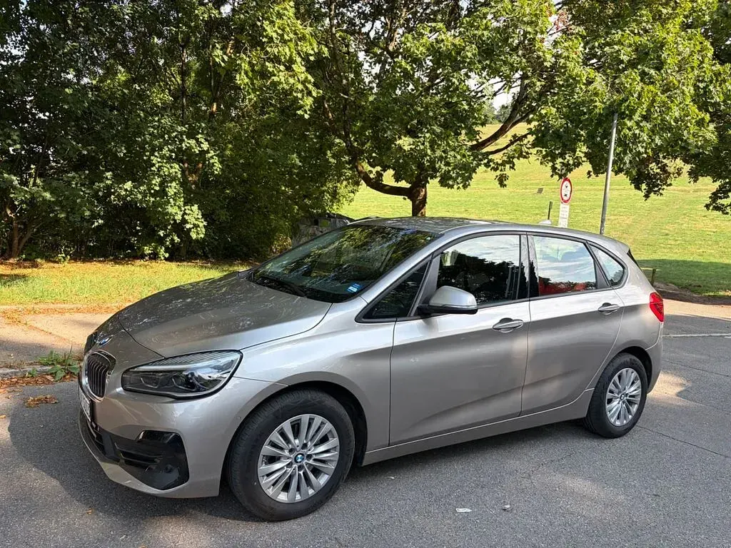 Gebraucht BMW 218 Active Tourer 140 PS (102 kW) 2021 Beige Van / Kleinbus