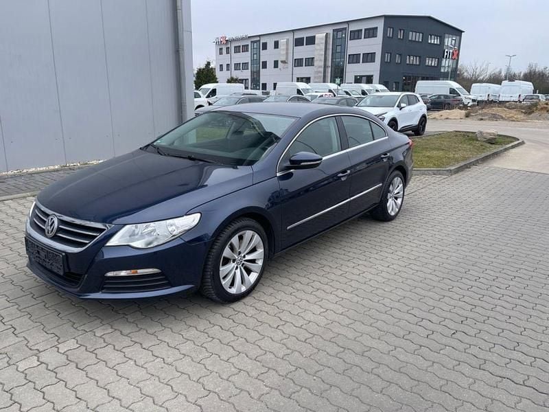 Blau Gebraucht 2011 VW CC Limousine | 11.000 € (Etwas zu teuer) - Bild 1/4