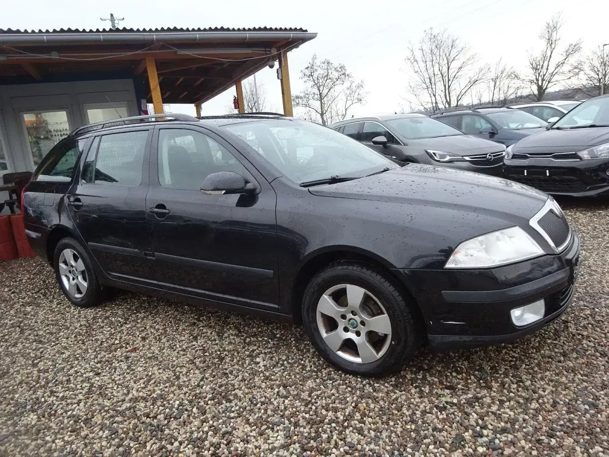 Gebraucht Skoda Octavia Team Edition 105 PS (77 kW) 2008 Schwarz Kombi