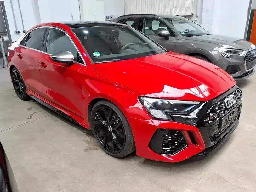 Gebraucht Audi RS3 Sport 400 PS (294 kW) 2021 Tangorot metallic Limousine