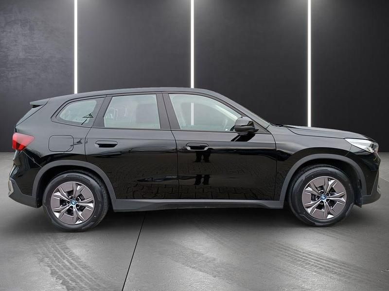 Gebraucht BMW iX1 Performance 230 kW (313 PS) 2023 Schwarz uni SUV