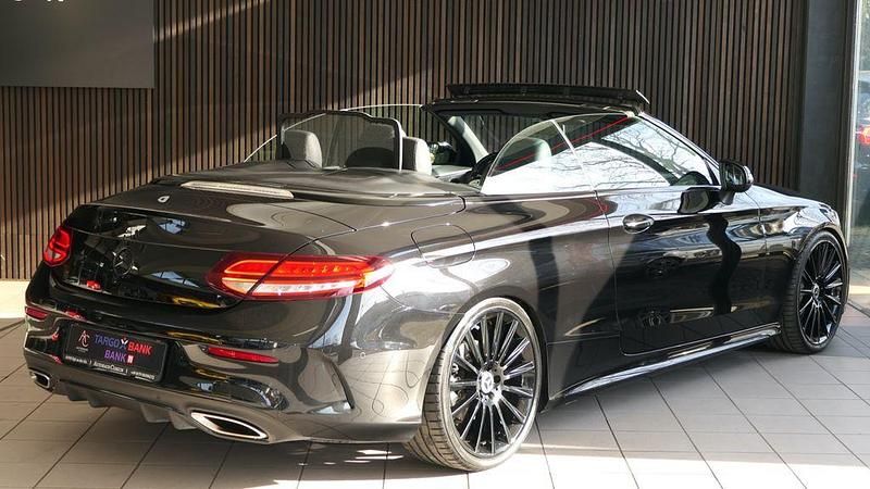 Gebraucht Mercedes C200 AMG line 197 PS (144 kW) 2018 Schwarz Cabrio