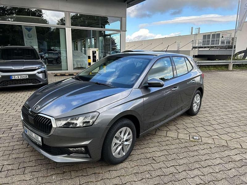 Gebraucht Skoda Fabia Selection 116 PS (85 kW) 2025 Graphitegrau metallic Kleinwagen