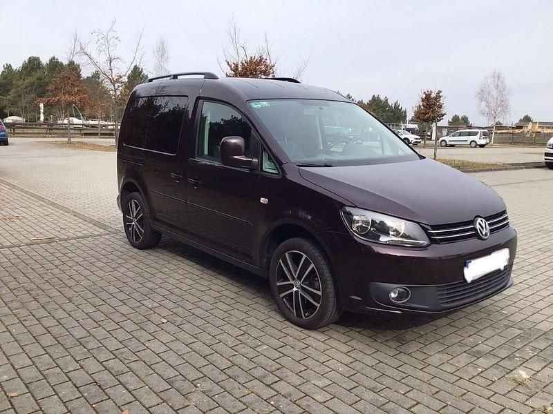 Gebraucht VW Caddy Edition 170 PS (125 kW) 2015 Violet Van / Kleinbus
