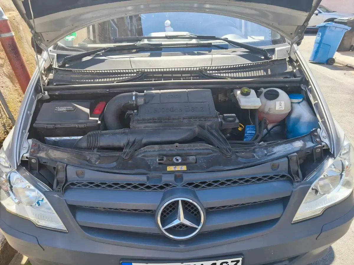 Gebraucht Mercedes Vito 136 PS (100 kW) 2014 Silber Van