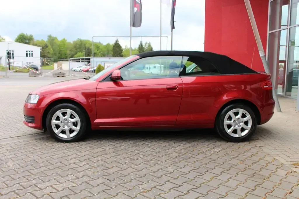 Gebraucht Audi A3 Cabriolet Attraction 105 PS (77 kW) 2008 Rot Cabrio
