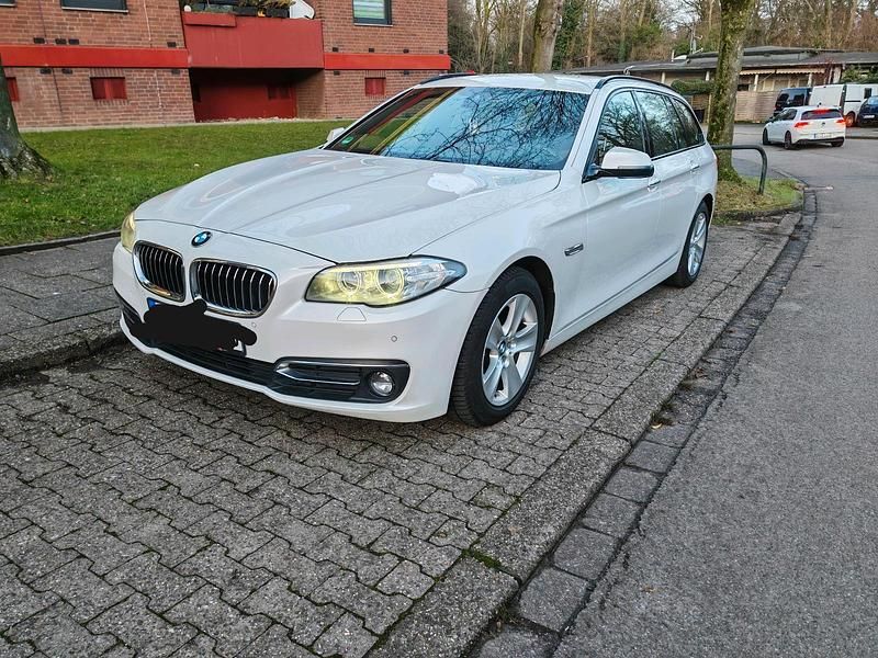 Gebraucht BMW 520 190 PS (139 kW) 2016 Weiß Kombi